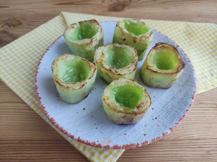 Fried cucumbers with eggs - an interesting and appetizing snack