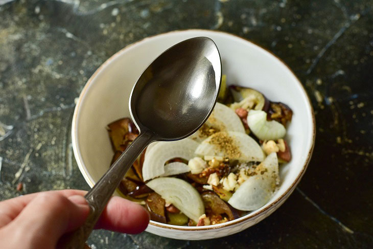 Eggplant acecils - an unusual Georgian appetizer