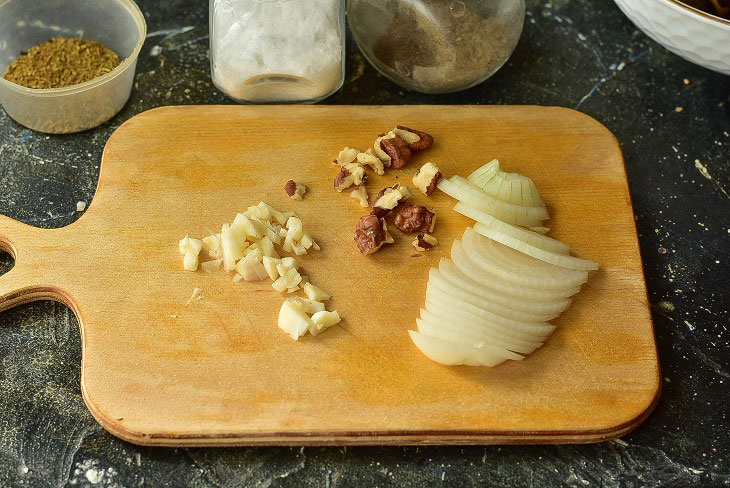 Eggplant acecils - an unusual Georgian appetizer