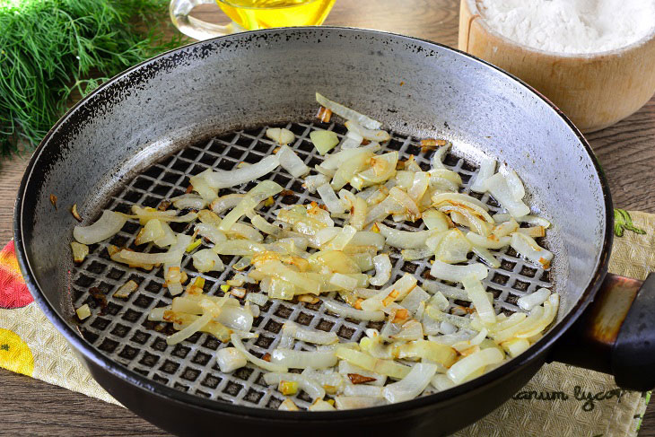 Deruny with fried onions in Ukrainian - tender and fragrant