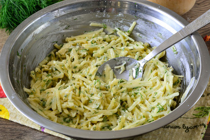 Deruny with fried onions in Ukrainian - tender and fragrant