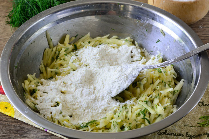 Deruny with fried onions in Ukrainian - tender and fragrant