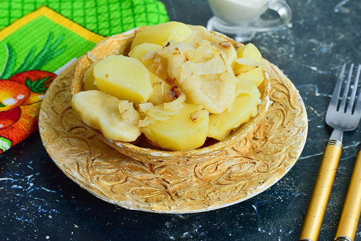 Dumplings on sour cream in Ukrainian - you will lick your fingers