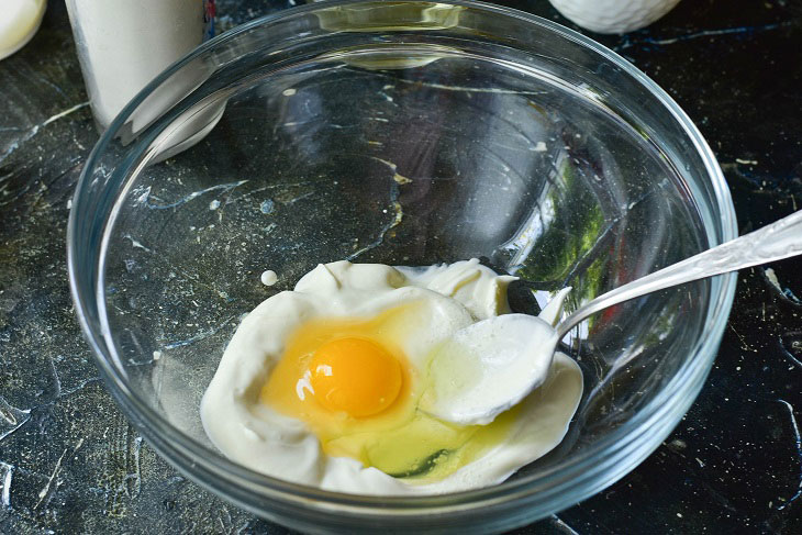 Dumplings on sour cream in Ukrainian - you will lick your fingers