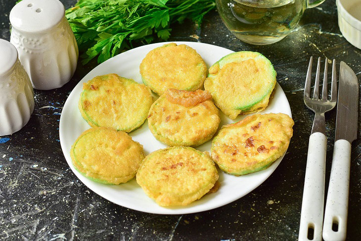 Zucchini in egg batter - an excellent seasonal snack