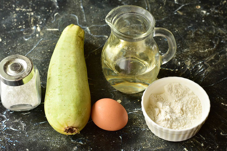 Zucchini in egg batter - an excellent seasonal snack