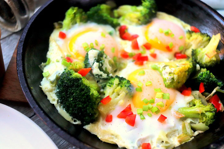 Broccoli scrambled eggs - a great breakfast recipe