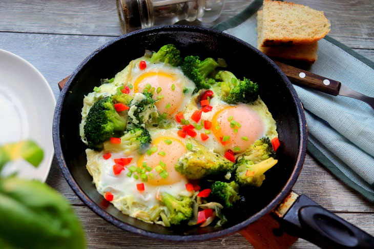 Broccoli scrambled eggs - a great breakfast recipe