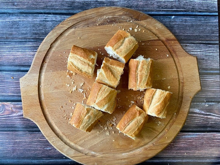 Baguette pies "Lazy Wife" - a delicious recipe without the hassle