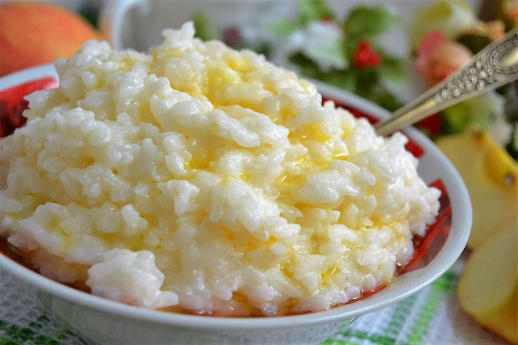 Rice porridge with condensed milk - a great breakfast dish