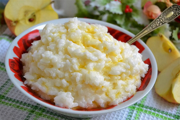 Rice porridge with condensed milk - a great breakfast dish