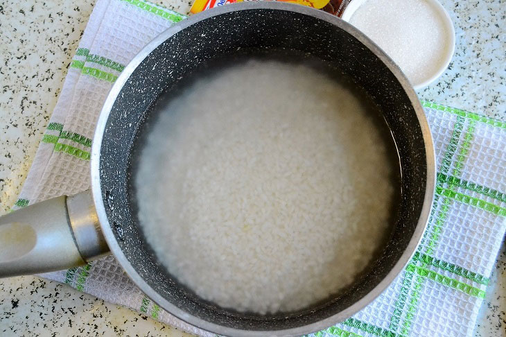 Rice porridge with condensed milk - a great breakfast dish