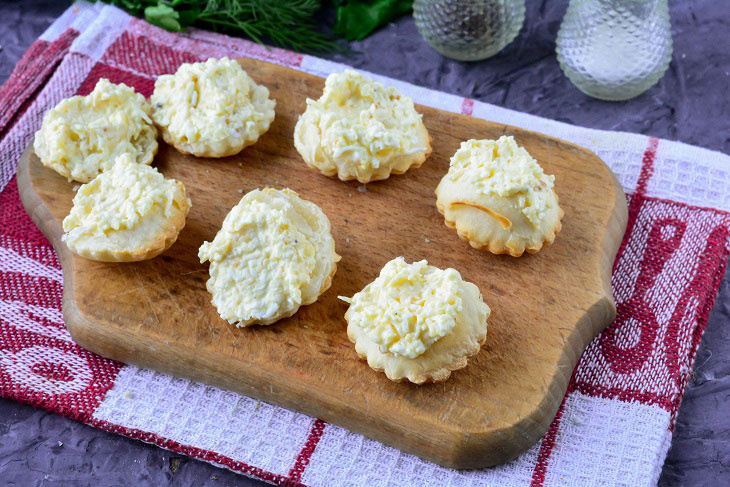 Snack "Black Pearl" - delicious, beautiful and festive