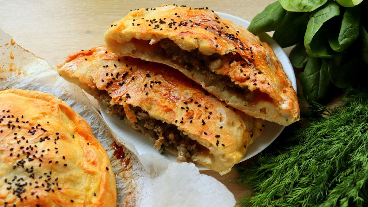 Ossetian pies with meat and herbs – delicious, juicy and fragrant
