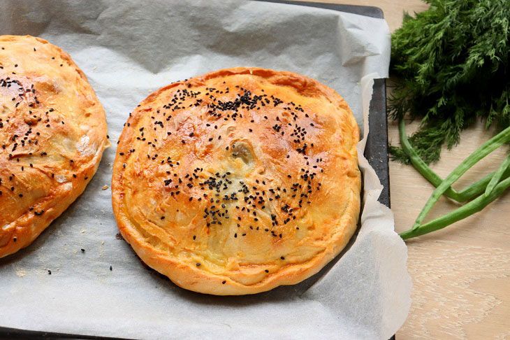 Ossetian pies with meat and herbs - delicious, juicy and fragrant