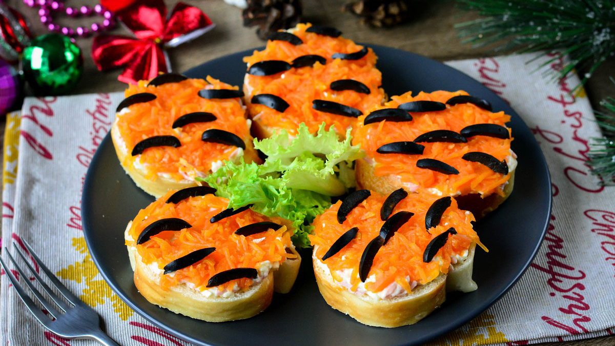 Tiger sandwiches on the New Year’s table – elegant, tasty and satisfying