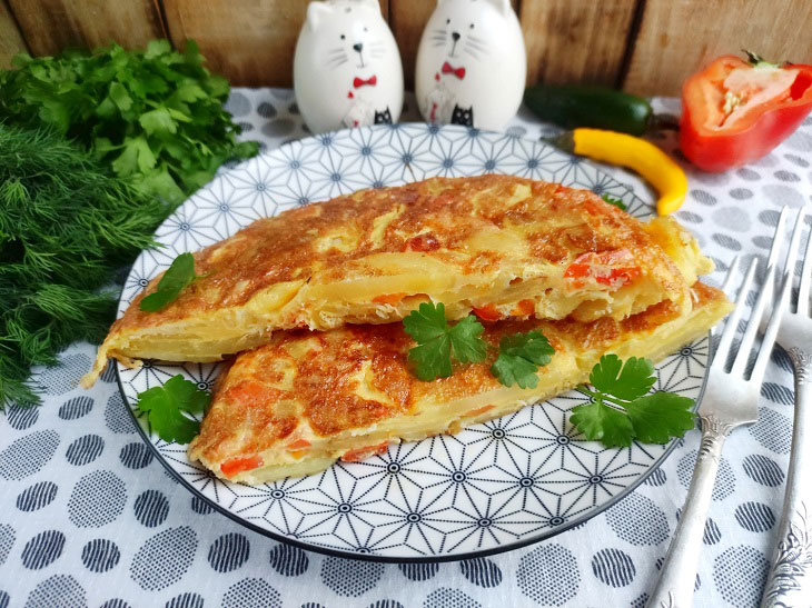 Spanish omelette with potatoes - an original and hearty recipe