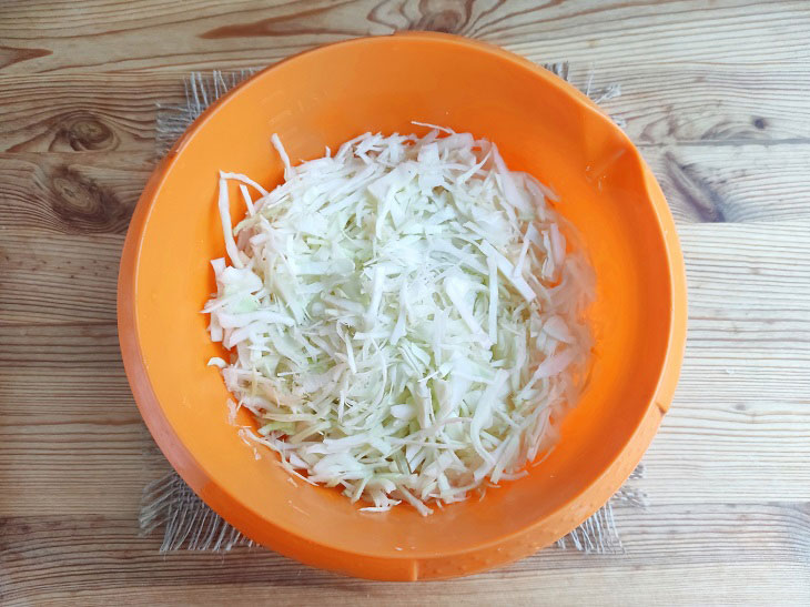 Cossack pickled cabbage - a spicy and tasty snack