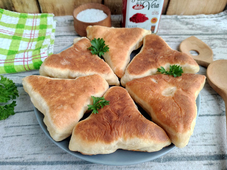 Sausage in dough - a simple homemade snack