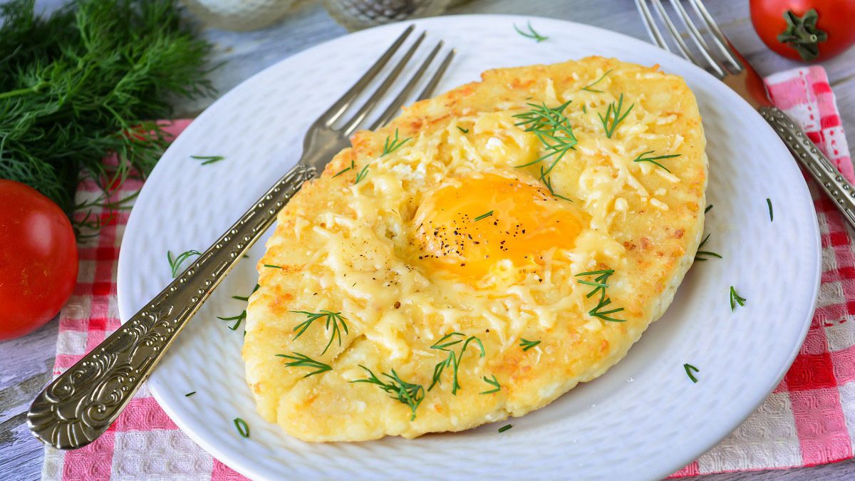 Lazy cottage cheese khachapuri in Adjarian – fast, tasty and satisfying