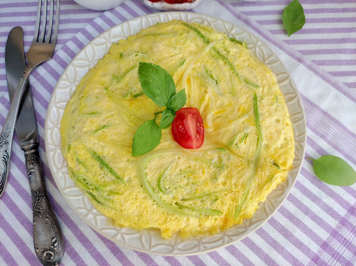 Omelet with zucchini - a tender and tasty summer dish