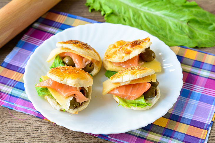 Snack "Shells" with red fish - bright and festive