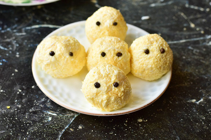 Cheese balls "Chickens" for Easter - an original appetizer