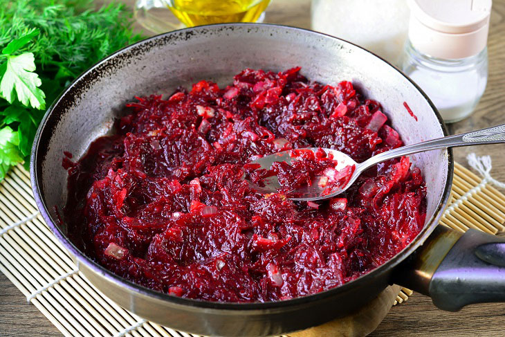 Beet caviar like in kindergarten - tasty, simple and healthy