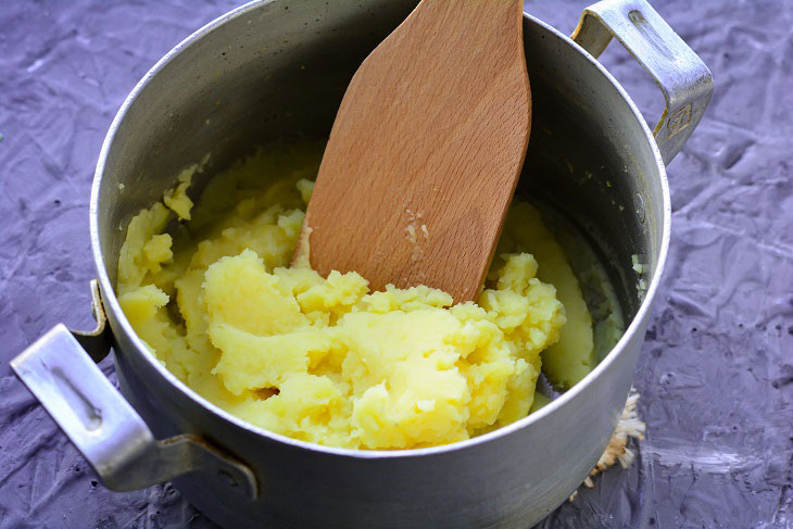 Lean dumplings with potatoes - hearty and appetizing