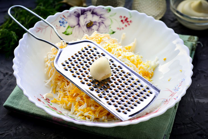 Crab balls with cheese - an original snack in a hurry