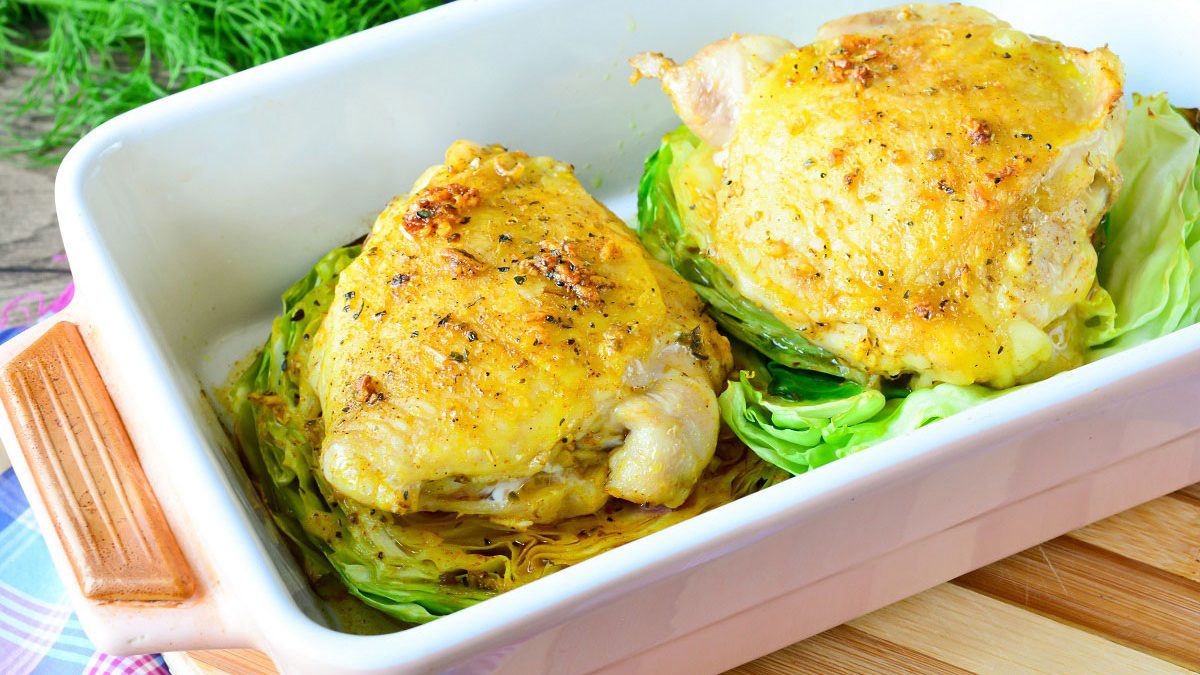 Cabbage pucks with chicken – a fragrant and juicy dish