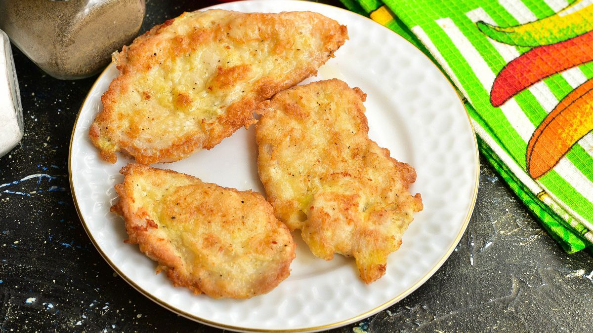 Chops in garlic batter – juicy and spicy