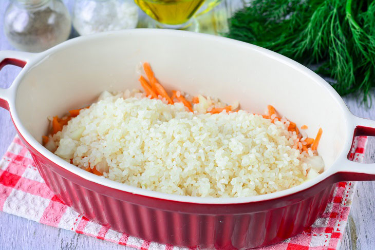 Lazy Rice with Chicken in the Oven - A Delicious and Fragrant Dish