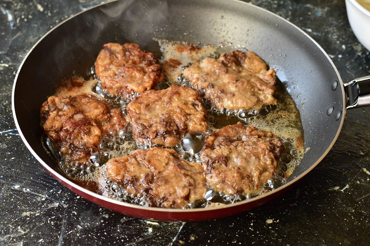 Chicken liver fritters - a tender and satisfying dish