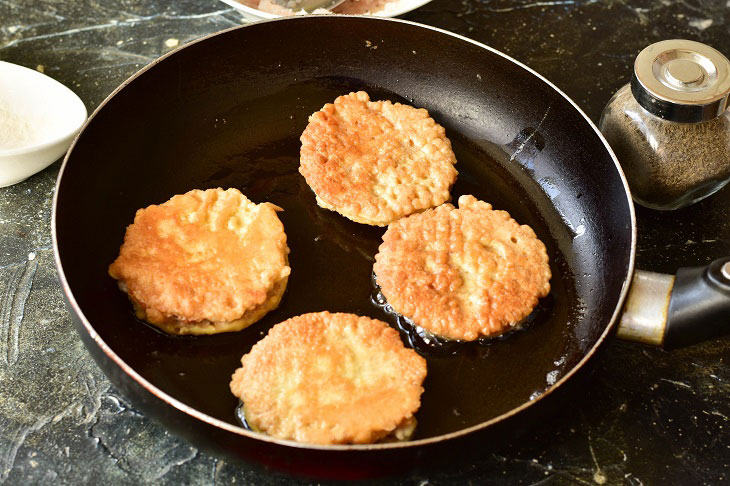 Cutlets in waffle cakes - beautiful and mouth-watering