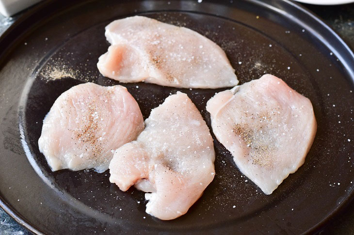 Chops "Bird's milk" with pineapples - a delicious recipe for the festive table