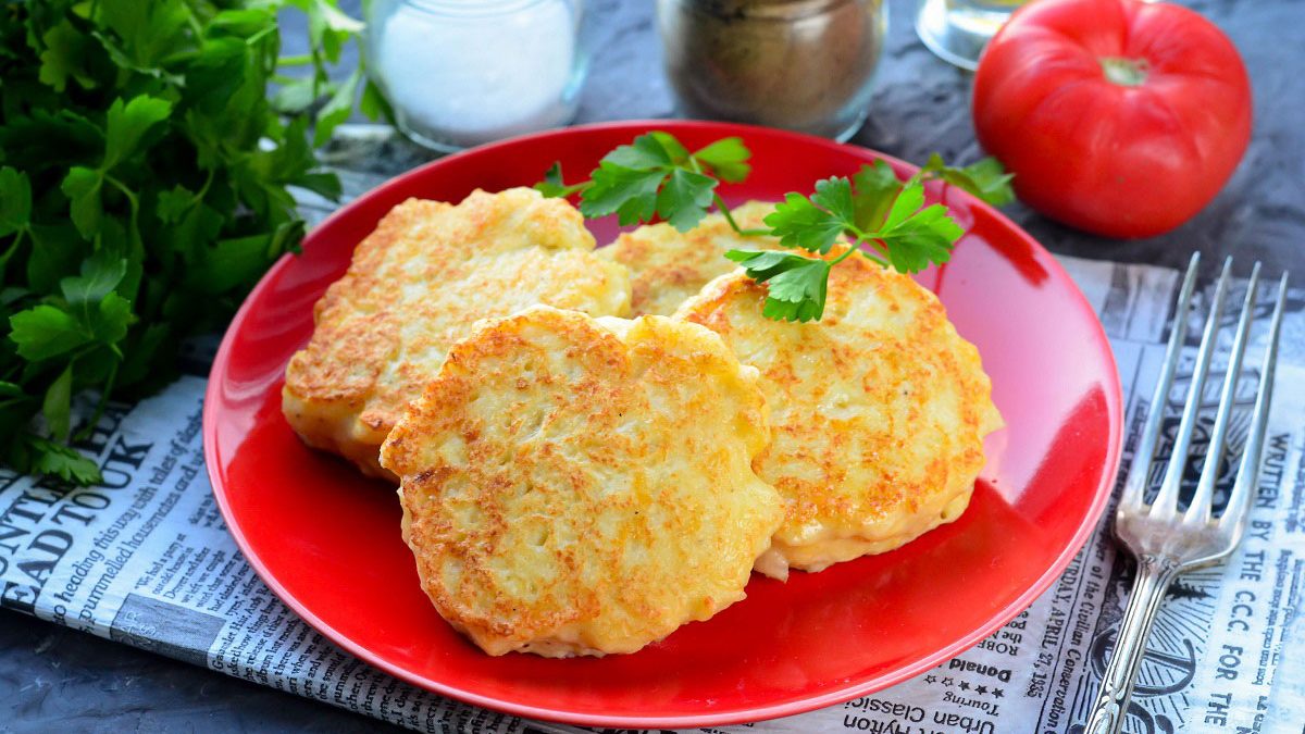 Chicken cutlets “Lakomka” – tender and airy