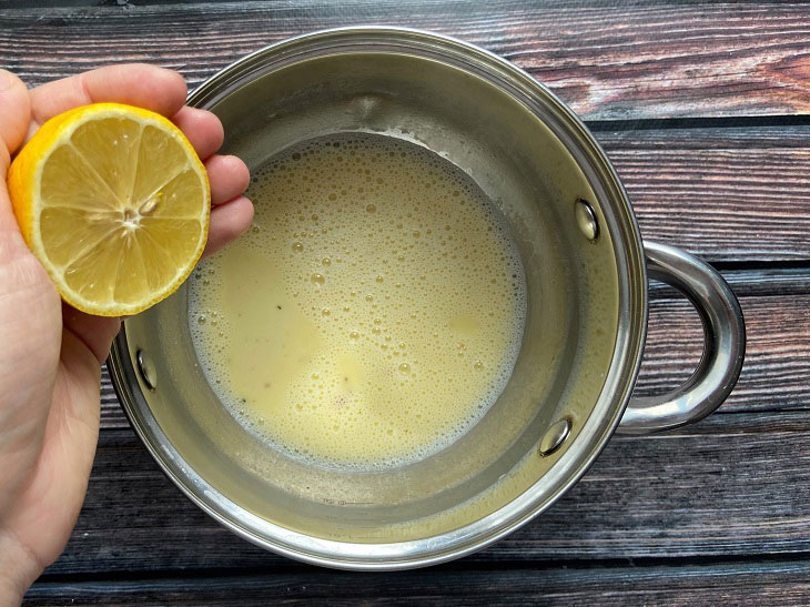 Pink salmon with lemon sauce - a special aroma and taste