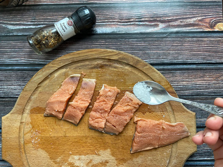 Pink salmon with lemon sauce - a special aroma and taste