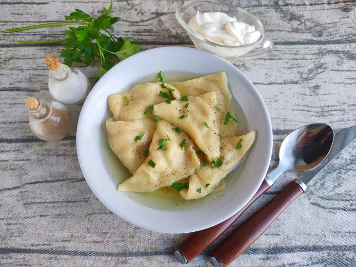 Jewish dumplings "Kreplach" - a hearty and tasty dish