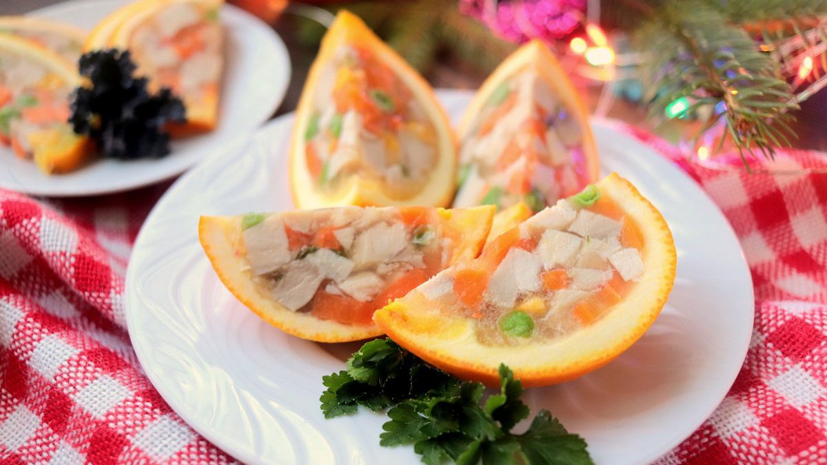 Jellied chicken in orange – festive, tasty and simple