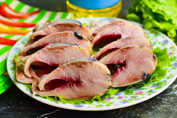 Salted herring in brine - a simple and tasty recipe