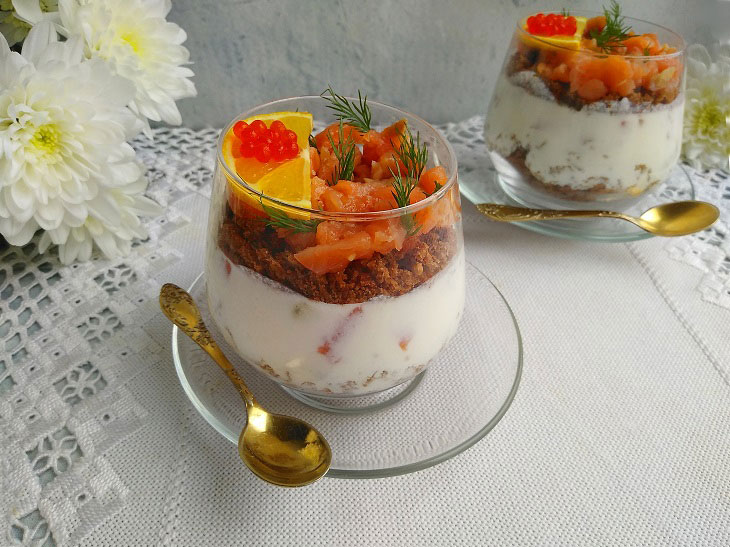 Cheesecake with red fish - this dish will decorate the festive table