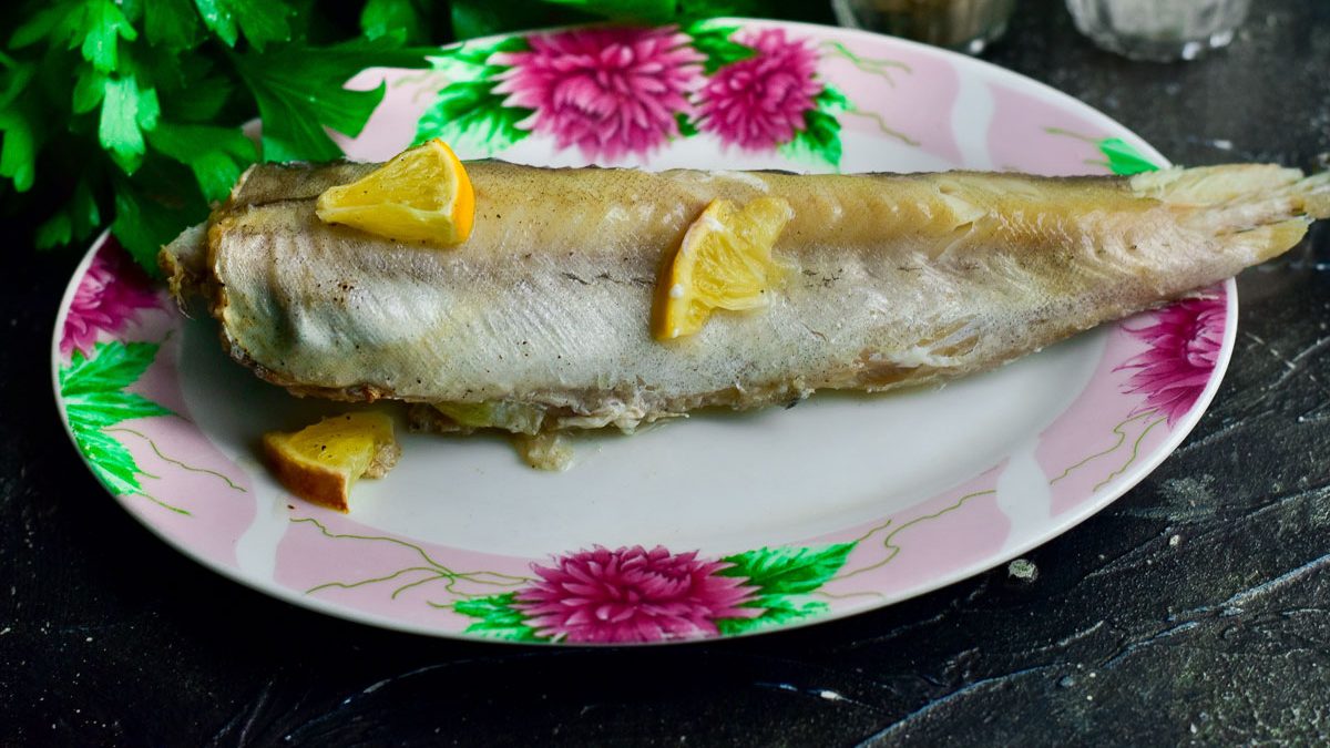 Pollock with lemon in the oven – a very quick and easy recipe