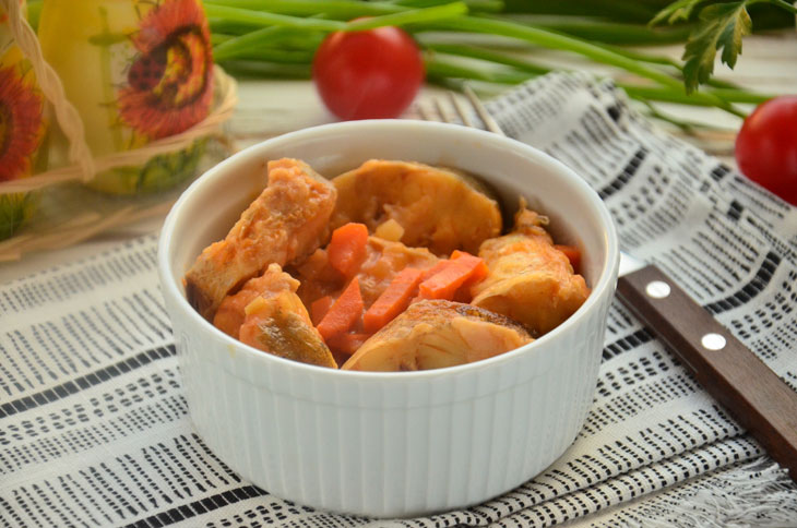 Hake with vegetables in tomato - the fish is very tender and juicy