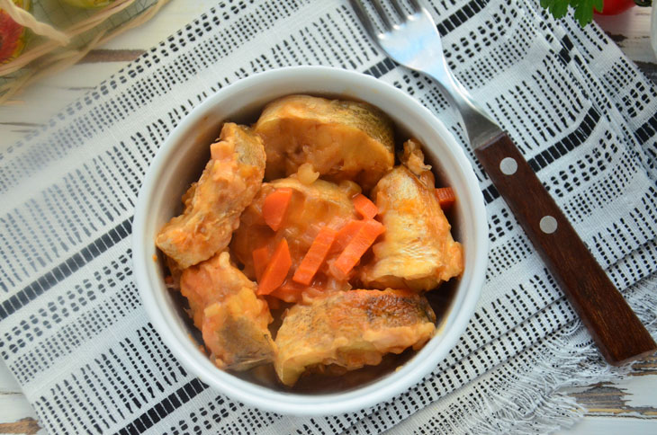 Hake with vegetables in tomato - the fish is very tender and juicy