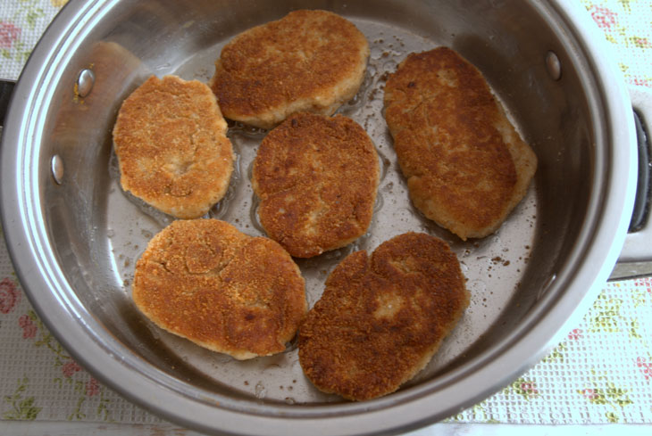 Croatian fish cakes with cottage cheese - an interesting and original recipe