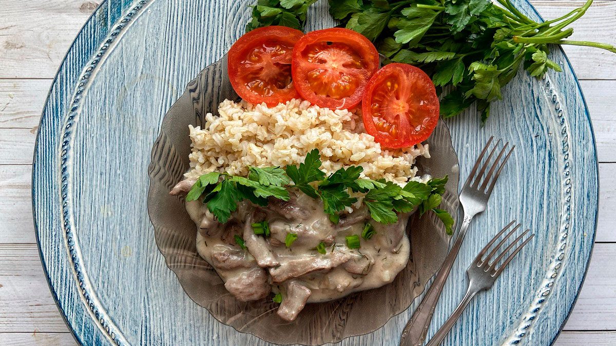 Classic beef stroganoff – unusually tender and juicy meat