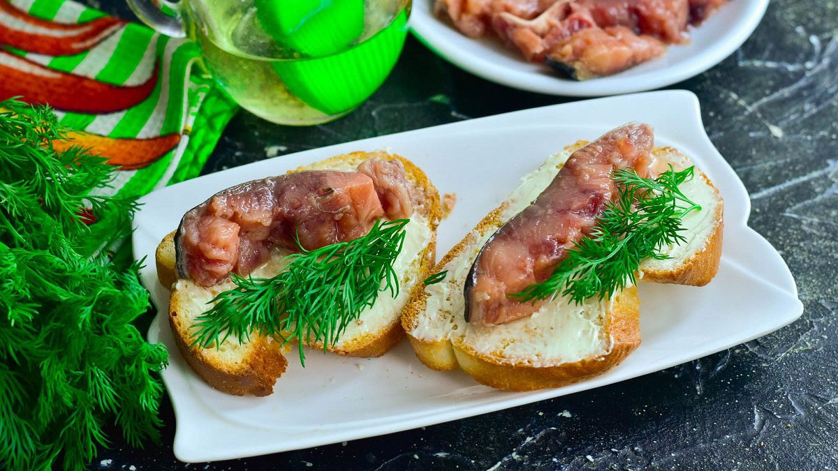 How to pickle pink salmon on the festive table – a simple and tasty recipe