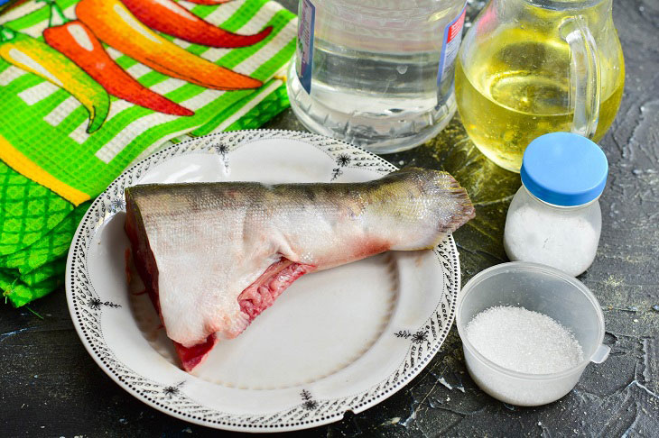 How to pickle pink salmon on the festive table - a simple and tasty recipe